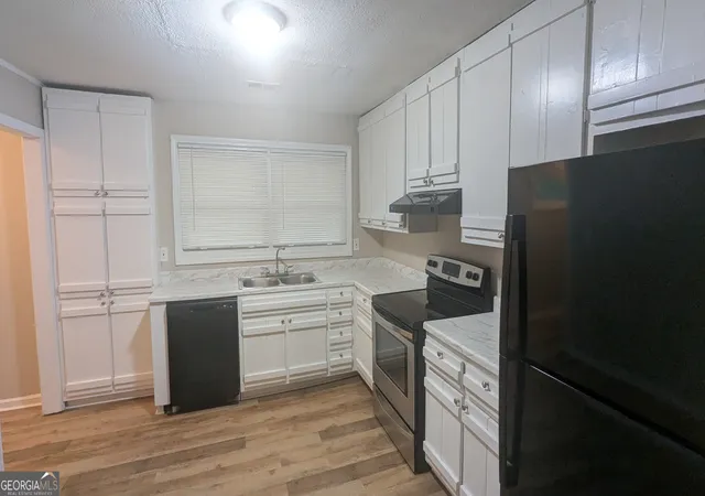 Photo 2 of Single family home for sale at 336 Laurel Ln, Stockbridge, GA 30281 | MLS# 10813191 | Listing updated on 2026-09-16