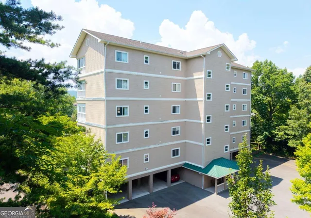2nd image of 121 River St N #2A, Hiawassee, GA 30546 | MLS# 10815465