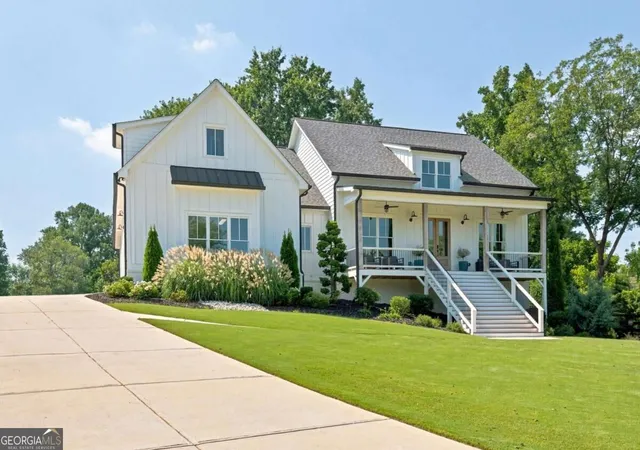 Photo 2 of Single family home for sale at 292 Arnold Ml Rd, Woodstock, GA 30188 | MLS# 10836534 | Listing updated on 2026-09-14