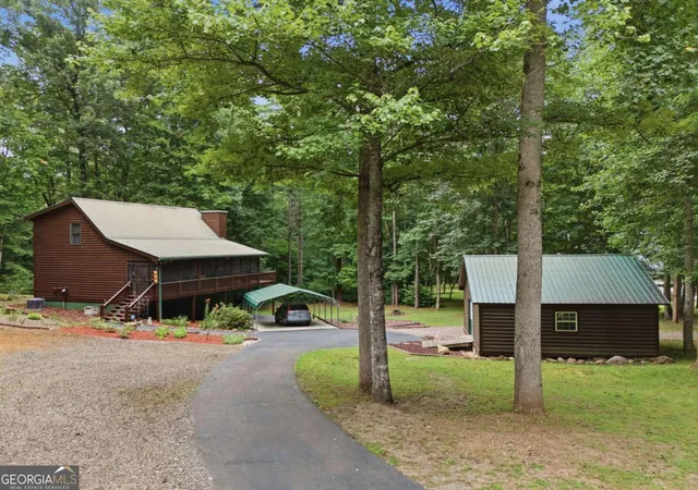 Photo 3 of Single family home for sale at 2447 Hi River Rd, Hiawassee, GA 30546 | MLS# 10812795 | Listing updated on 2026-09-07