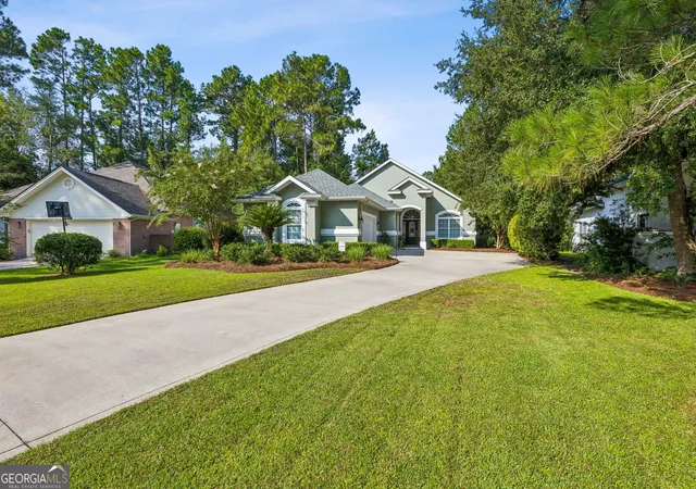 Photo 3 of Single family home for sale at 410 Morning Glory Rd, St. Marys, GA 31558 | MLS# 10833842 | Listing updated on 2026-09-10