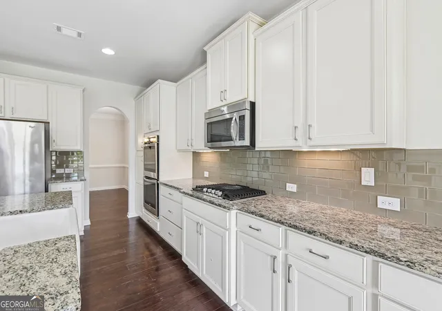 Photo 2 of Sale Pending at 5155 Northview Lake, Cumming, GA 30040 | MLS# 10700065 | Listing updated on 2026-09-08