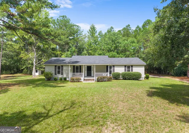 Photo 1 of Single family home for sale at 3544 Ga Hwy 119 S, Guyton, GA 31312 | MLS# 10827236 | Listing updated on 2026-08-31
