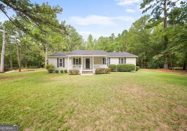 Photo 3 of Single family home for sale at 3544 Ga Hwy 119 S, Guyton, GA 31312 | MLS# 10827236 | Listing updated on 2026-08-31