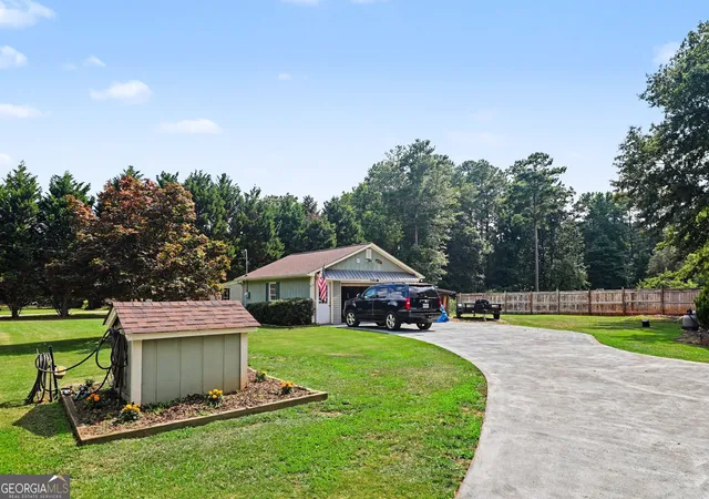 Photo 34 of Sale Pending at 105 Gantt Ln, Fayetteville, GA 30215 | MLS# 10777253 | Listing updated on 2026-09-02