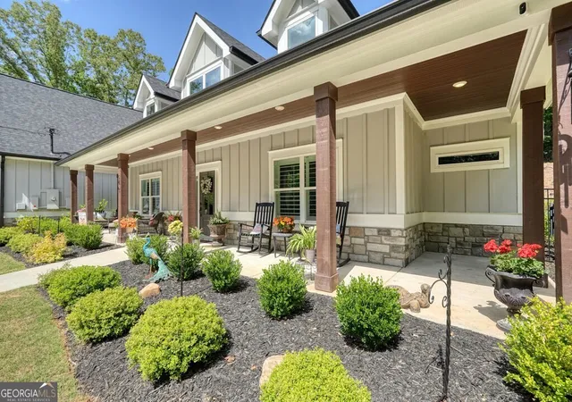 3rd image of 540 Byrd Mountain Ln, Canton, GA 30114 | MLS# 10789810