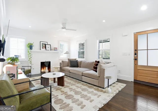 Photo 3 of Single family home for sale at 496 Shannon Dr SW, Atlanta, GA 30310 | MLS# 10813374 | Listing updated on 2026-09-13