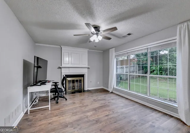 Photo 4 of Sale Pending at 525 Barsham Way, Johns Creek, GA 30097 | MLS# 10808745 | Listing updated on 2026-09-14