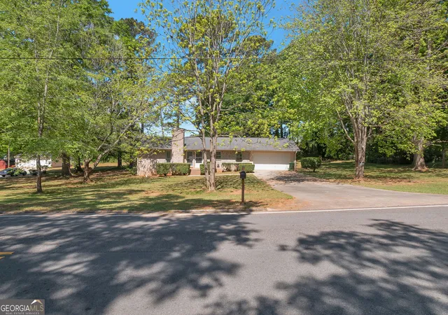 3rd image of 515 Kelton Rd, Monroe, GA 30656 | MLS# 10739184