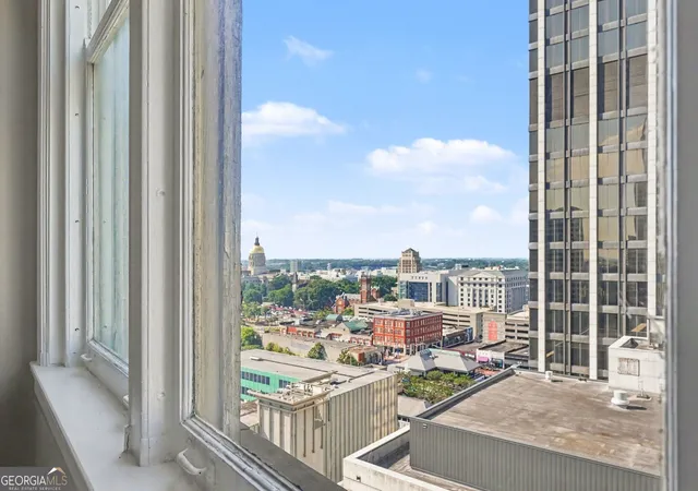 Photo 15 of Condo for sale at 32 Peachtree St Nw #1405, Atlanta, GA 30303 | MLS# 10824321 | Listing updated on 2026-08-26