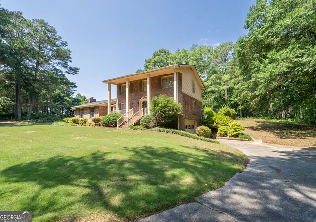 Photo 3 of Single family home for sale at 3460 Highway 81, Loganville, GA 30052 | MLS# 10799412 | Listing updated on 2026-08-20