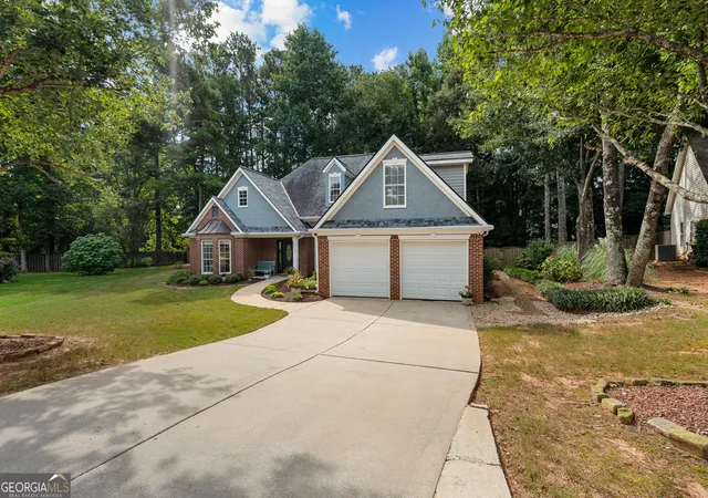 Photo 2 of Single family home for sale at 312 Freeman Forest Dr, Newnan, GA 30265 | MLS# 10831554 | Listing updated on 2026-09-14