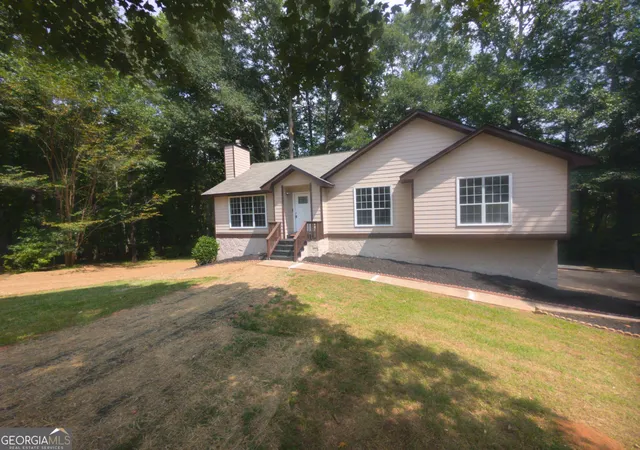 Photo 1 of Single family home for sale at 656 River Bend Dr, Jonesboro, GA 30238 | MLS# 10834898 | Listing updated on 2026-09-14