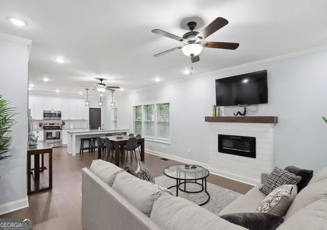 Photo 2 of Single family home for sale at 257 Birch St, Atlanta, GA 30354 | MLS# 10801075 | Listing updated on 2026-08-19