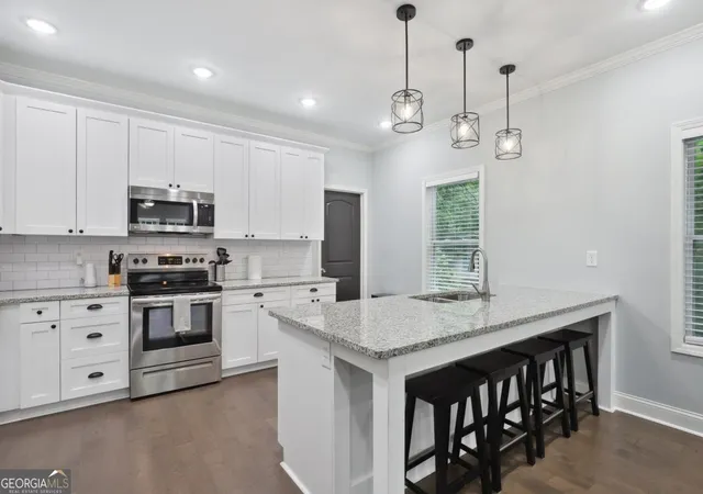 Photo 4 of Single family home for sale at 257 Birch St, Atlanta, GA 30354 | MLS# 10801075 | Listing updated on 2026-10-04