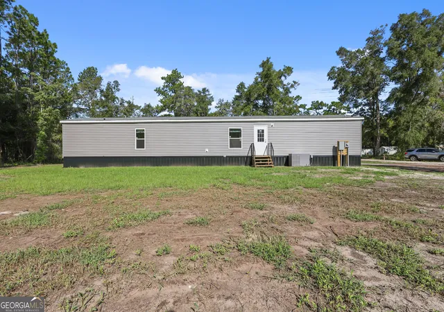 Photo 3 of Manufactured home for sale at 1126 East 121 Pl, Folkston, GA 31537 | MLS# 10836756 | Listing updated on 2026-09-28