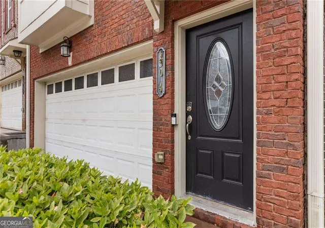Photo 3 of Townhouse for sale at 404 Williamson St SE #10, Marietta, GA 30060 | MLS# 10754242 | Listing updated on 2026-08-10