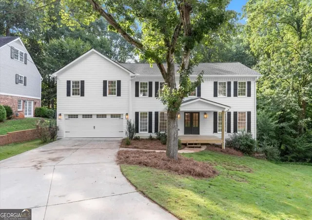 Photo 1 of Single family home for sale at 5177 Riverhill Road Ne, Marietta, GA 30068 | MLS# 10829834 | Listing updated on 2026-09-19
