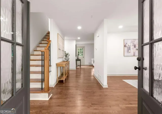 Photo 2 of Single family home for sale at 5177 Riverhill Road Ne, Marietta, GA 30068 | MLS# 10829834 | Listing updated on 2026-09-19