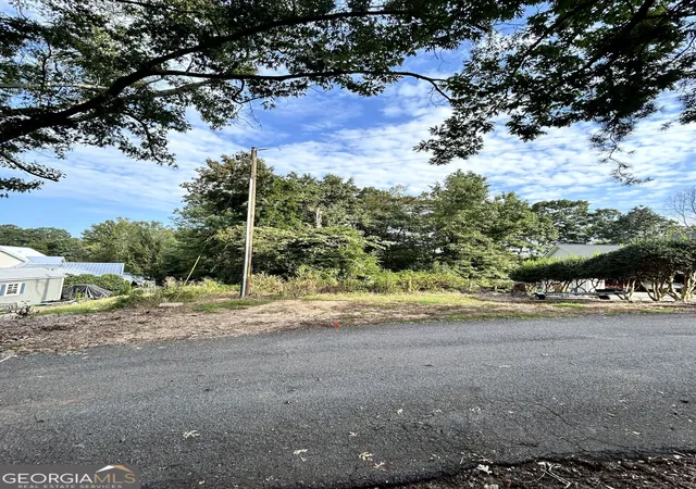 Photo 1 of Land for sale at 4033 Sargent, Gainesville, GA 30506 | MLS# 10872288 | Listing updated on 2026-10-27