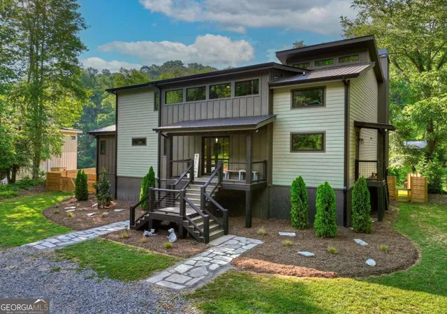Photo 1 of Single family home for sale at 60 Hiles Hatch Ln, Blue Ridge, GA 30513 | MLS# 10799401 | Listing updated on 2026-09-13