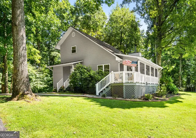 Photo 2 of Single family home for sale at 309 Woodland Ln, Hayesville, NC 28904 | MLS# 10830862 | Listing updated on 2026-08-24