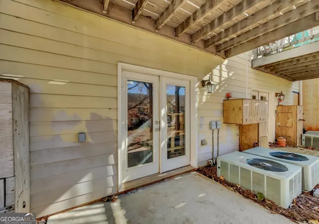 Listing Photo 2 - Condo for sale in building located at 200 Rivergrove Pkwy, Athens, GA 30605 - Unit #A8