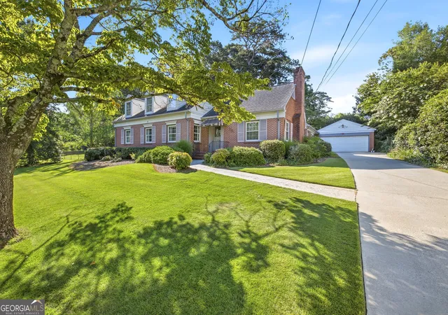 1st image of 1154 Glenwood Dr, Gainesville, GA 30501 | MLS# 10809415