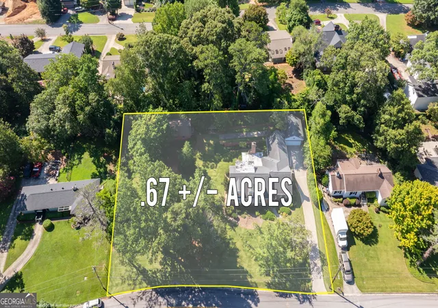 2nd image of 1154 Glenwood Dr, Gainesville, GA 30501 | MLS# 10809415