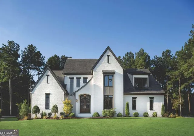 Photo 1 of Single family home for sale at 650 Nw E Lake Dr, Gainesville, GA 30506 | MLS# 10660813 | Listing updated on 2026-03-25