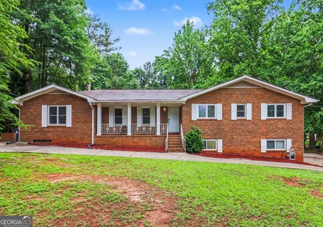 Photo 1 of Single family home for sale at 329 Plantation Cir, Fayetteville, GA 30214 | MLS# 10788419 | Listing updated on 2026-07-22