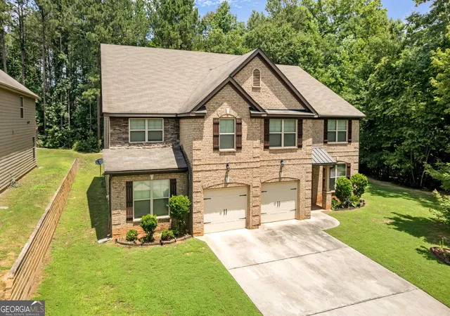 Photo 2 of Single family home for sale at 891 Lorrimont Ln, Fairburn, GA 30213 | MLS# 10803199 | Listing updated on 2026-09-15