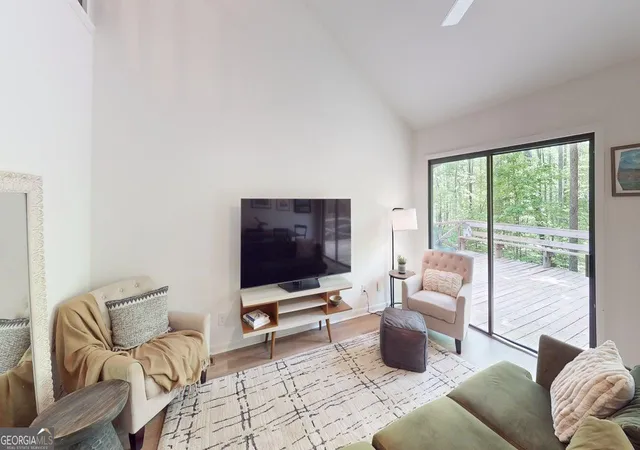 Photo 3 of Single family home for sale at 1574 Long Ridge Rd, Hiawassee, GA 30546 | MLS# 10760977 | Listing updated on 2026-09-09