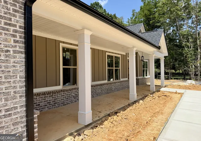 Photo 3 of Single family home for sale at 11 Charismatic Rd Sw, Rome, GA 30161 | MLS# 10813015 | Listing updated on 2026-09-08