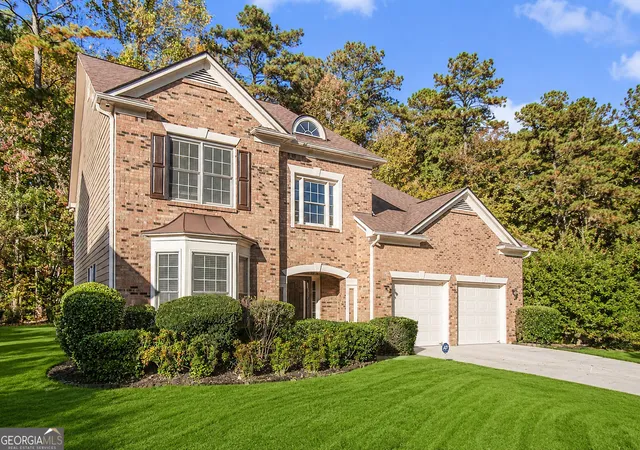 Photo 3 of Sale Pending at 26 Coopers Glen Dr Sw, Mableton, GA 30126 | MLS# 10798774 | Listing updated on 2026-09-09