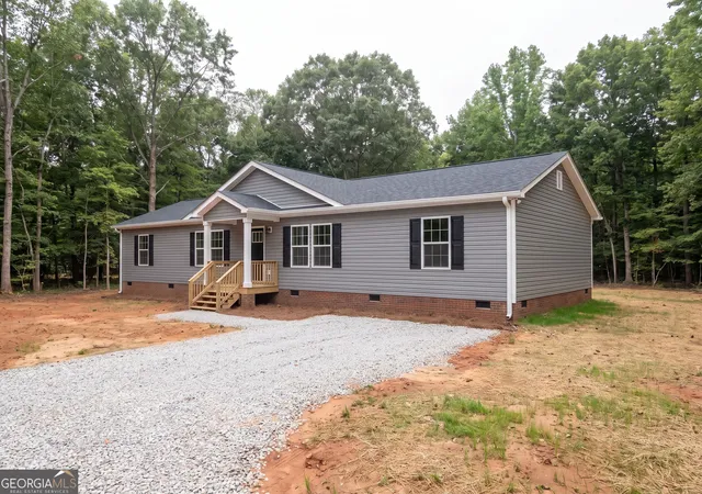 Photo 2 of Manufactured home for sale at 4230 Belvedere Dr, Gainesville, GA 30506 | MLS# 10831717 | Listing updated on 2026-09-07