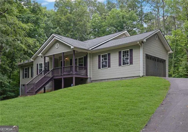 3rd image of 16 Allatoona Woods Trl Se, Acworth, GA 30102 | MLS# 10810682