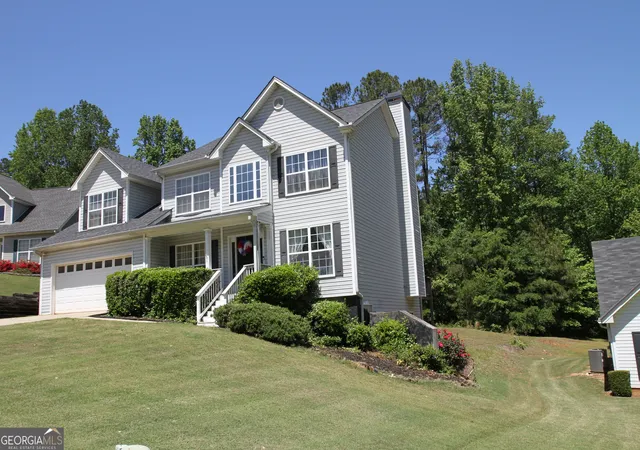 Photo 3 of Single family home for sale at 7270 Litany Ct, Flowery Branch, GA 30542 | MLS# 10681738 | Listing updated on 2026-08-20