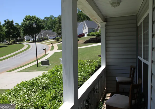 Photo 4 of Single family home for sale at 7270 Litany Ct, Flowery Branch, GA 30542 | MLS# 10681738 | Listing updated on 2026-08-20