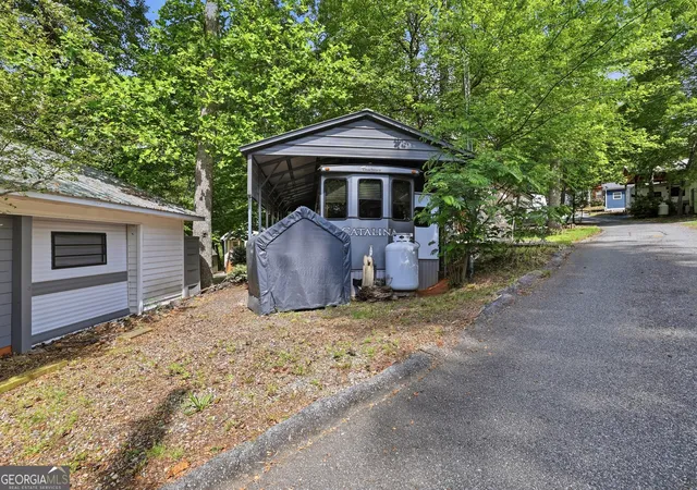 Homes for sale in Cleveland, GA | 1052 Mountain Shadows Dr, Cleveland, GA 30528 | MLS# 10763699