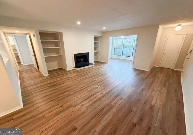 Photo 3 of Condo for sale at 1013 Dunbar Dr, Atlanta, GA 30338 | MLS# 10722860 | Listing updated on 2026-09-24
