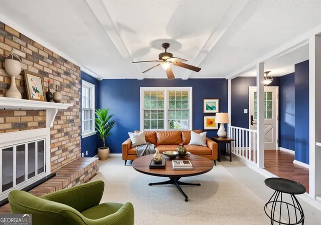 Photo 3 of Single family home for sale at 2029 Abington Ln, Snellville, GA 30078 | MLS# 10830919 | Listing updated on 2026-10-05