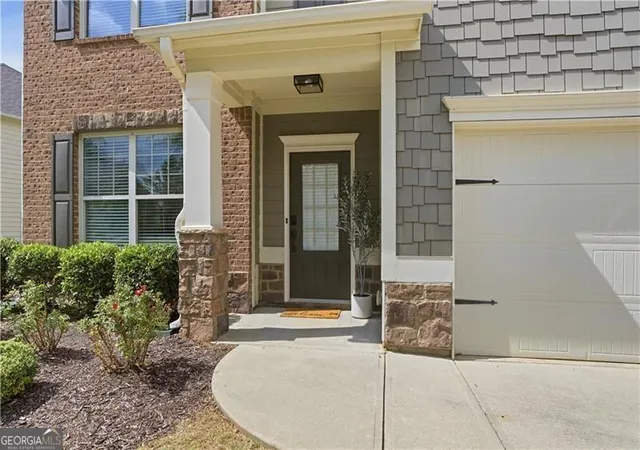 Photo 3 of Single family home for sale at 5750 Palmtree Pass, Cumming, GA 30040 | MLS# 10791550 | Listing updated on 2026-07-24