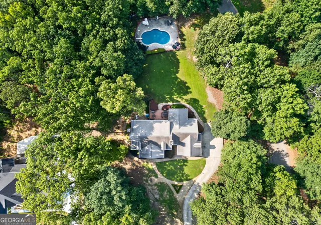 Photo 2 of Single family home for sale at 3969 Oak Hill Rd, Douglasville, GA 30135 | MLS# 10796408 | Listing updated on 2026-10-08