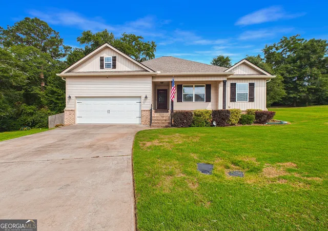 Photo 1 of Sale Pending at 105 Avington Chase, Perry, GA 31069 | MLS# 10832923 | Listing updated on 2026-09-09