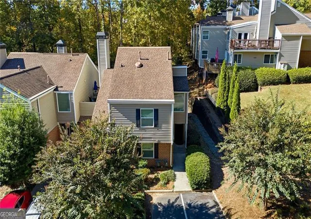 2nd image of 78 Dunwoody Springs Dr, Atlanta, GA 30328