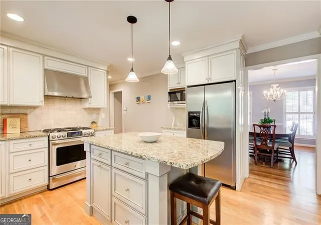 Photo 3 of Single family home for sale at 635 Winding Crk Ct, Sandy Springs, GA 30328 | MLS# 10836495 | Listing updated on 2026-09-14