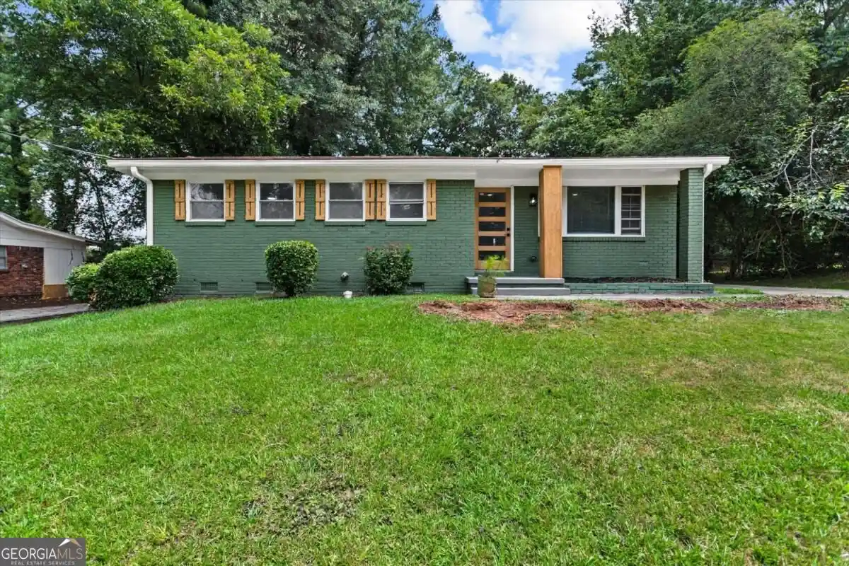 Photo 1 of Single family home for sale at 1954 Glenmar Dr, Decatur, GA 30032 | MLS# 10876339 | Listing updated on 2026-10-21