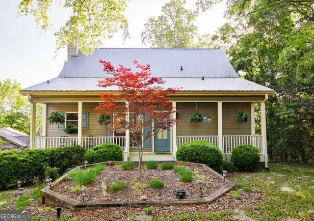 Photo 3 of Single family home for sale at 194 Sugar Cane Dr, Hartwell, GA 30643 | MLS# 10755716 | Listing updated on 2026-08-13
