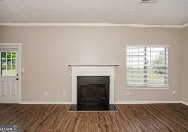 3rd image of 513 Easton Dr, Locust Grove, GA 30248 | MLS# 10803584